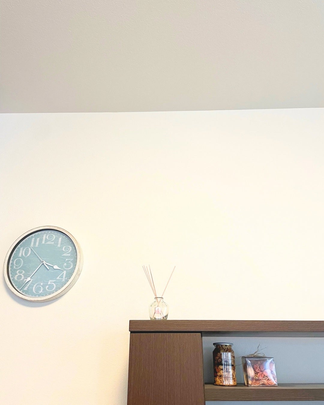 消臭力プレミアムアロマ スティック 部屋用 アーバンリュクス/消臭力/その他を使ったクチコミ(1枚目)