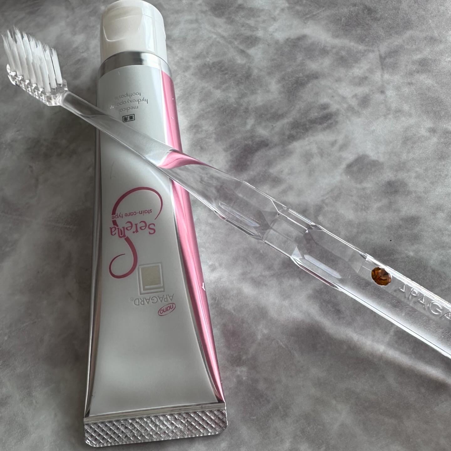 アパガードクリスタル歯ブラシ/アパガード/歯ブラシを使ったクチコミ（3枚目）