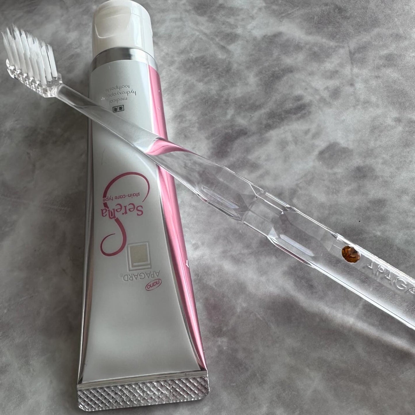 アパガードクリスタル歯ブラシ/アパガード/歯ブラシを使ったクチコミ(3枚目)