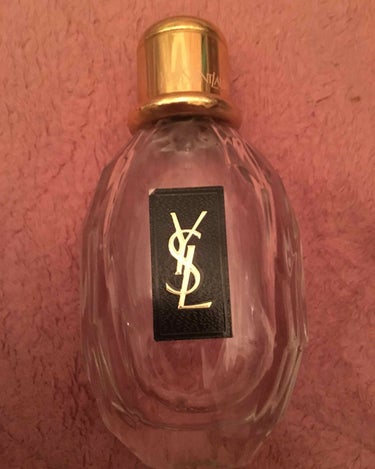 mayumi on LIPS 「サンローランのパリジェンヌという香水です。ほんのりバラの甘い香..」（1枚目）