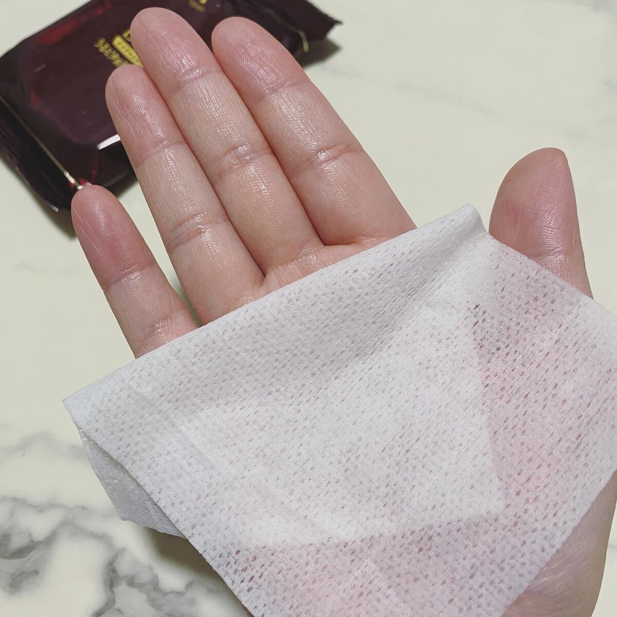 ビオレメイクの上からうるピタ肌持続シート/ビオレ/フェイスシートを使ったクチコミ(4枚目)