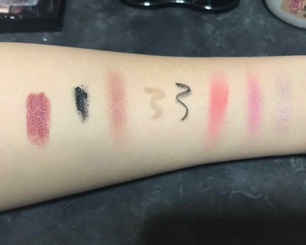 シャドーカスタマイズ/MAJOLICA MAJORCA/単色アイシャドウを使ったクチコミ(4枚目)