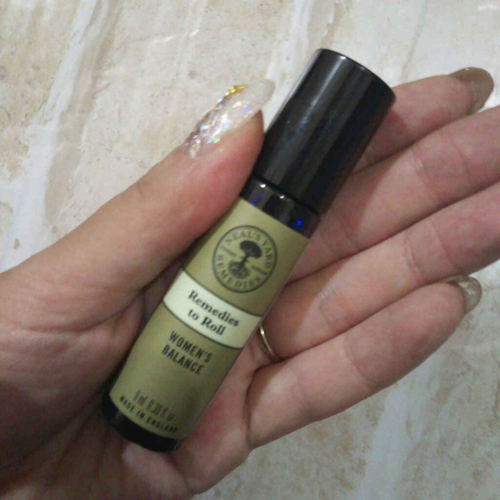 アロマパルス ウーマンズバランス/ニールズヤード レメディーズ/香水(レディース)を使ったクチコミ(2枚目)