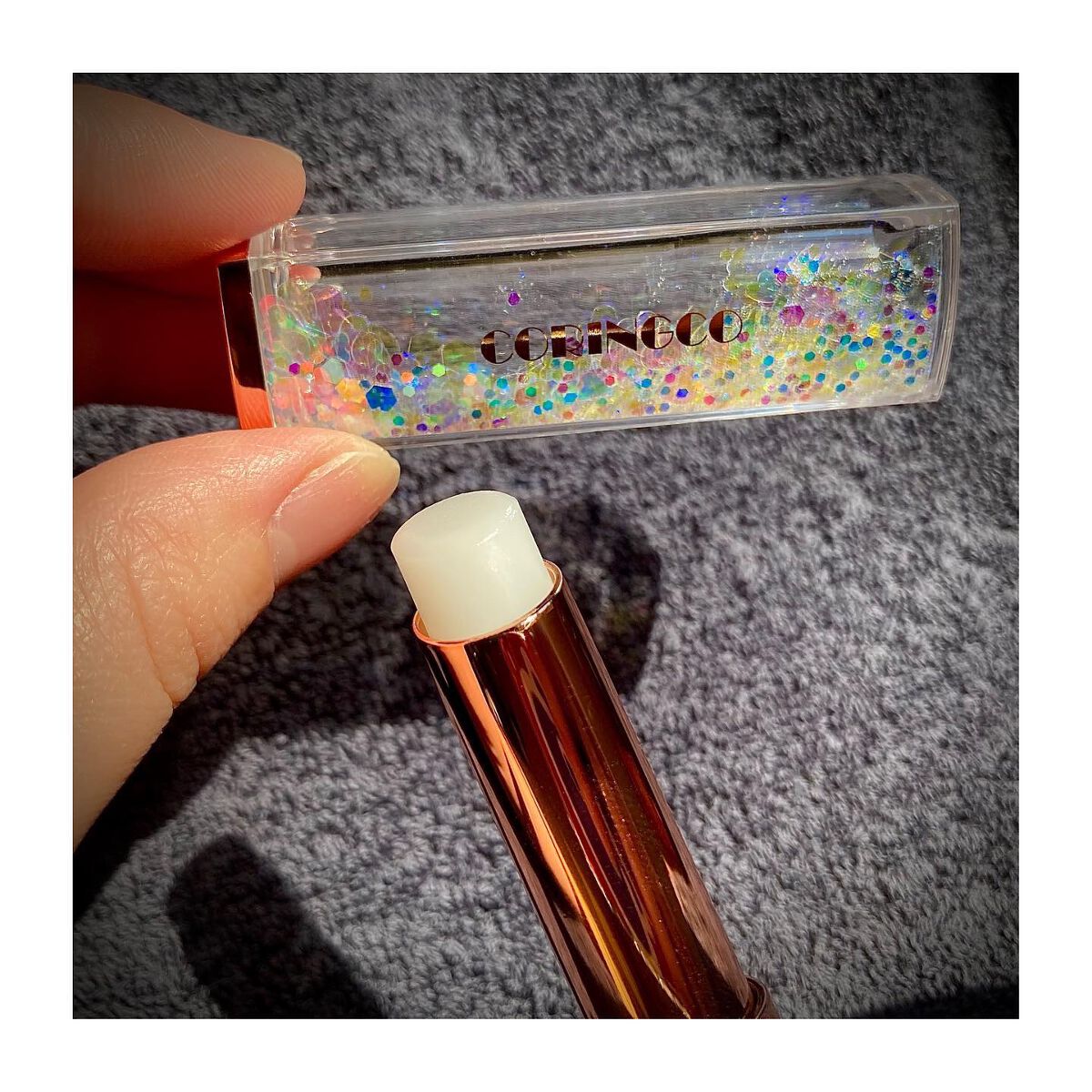 シャララスノーボールリップバーム/CORINGCO/口紅を使ったクチコミ（3枚目）