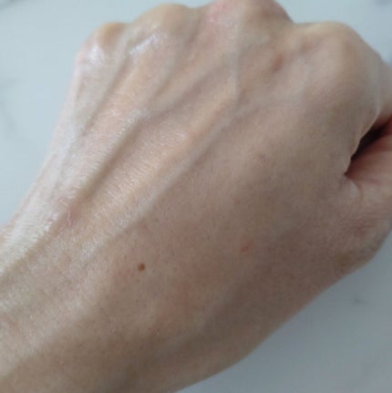 シルキーボディミルク/ユリアージュ/ボディミルクを使ったクチコミ(4枚目)