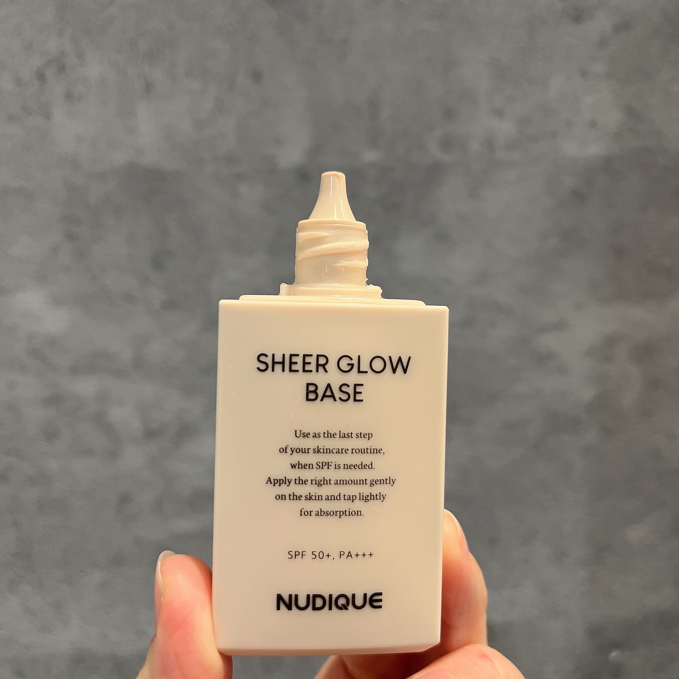 シアーグローベース/NUDIQUE/化粧下地を使ったクチコミ（3枚目）