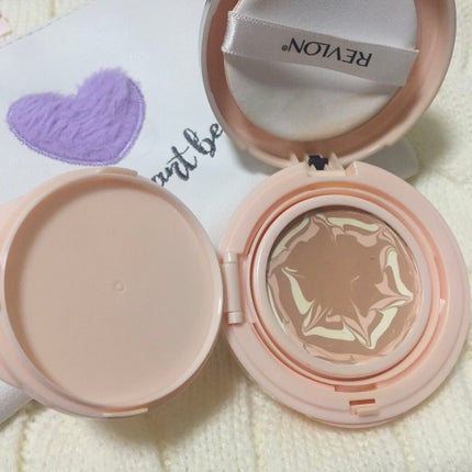 フォトレディ キャンディッド ウォーター エッセンス コンパクト ファンデーション/REVLON/クリーム・エマルジョンファンデーションを使ったクチコミ(2枚目)
