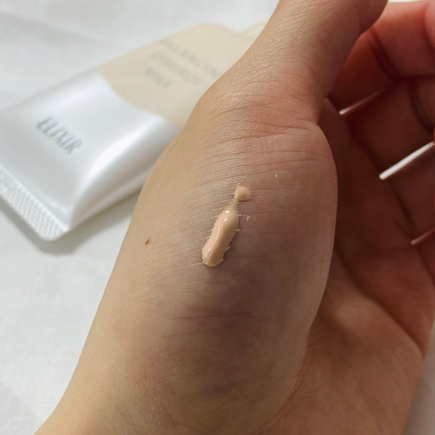 エリクシール ルフレ バランシング おしろいミルク C/エリクシール/乳液を使ったクチコミ(2枚目)