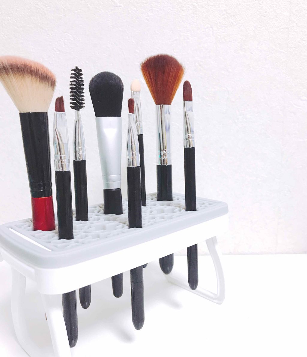 メイクブラシスタンド/セリア/その他化粧小物を使ったクチコミ(2枚目)