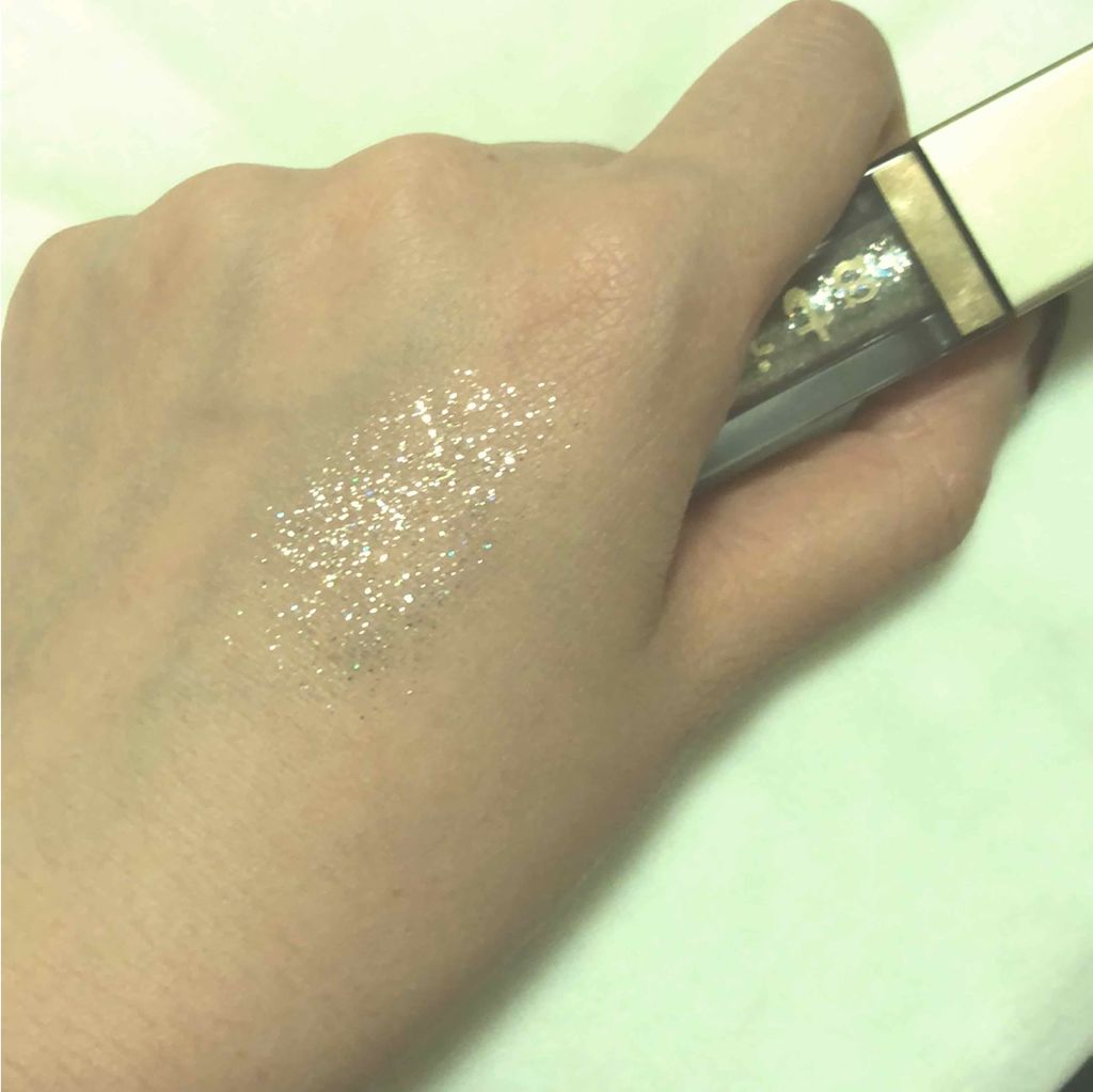 グリッター&グロウ リキッドアイシャドウ/stila/グリッターを使ったクチコミ(3枚目)