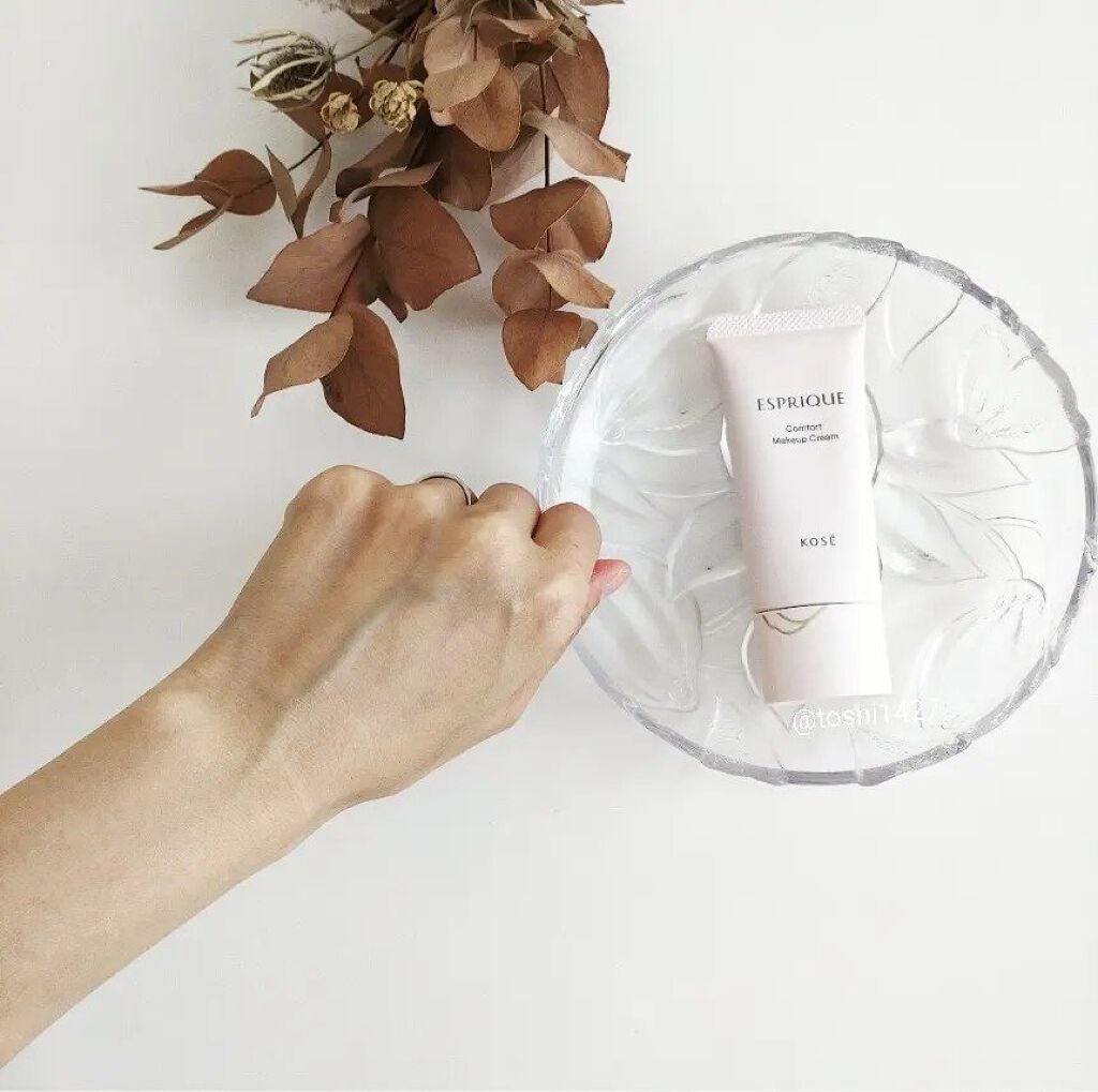 コンフォート メイククリーム〈色つき美容クリーム〉/ESPRIQUE/化粧下地を使ったクチコミ(4枚目)