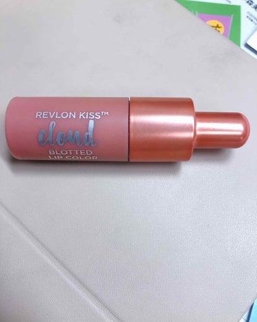 キス クラウド ブロッテッド リップ カラー/REVLON/口紅を使ったクチコミ（1枚目）