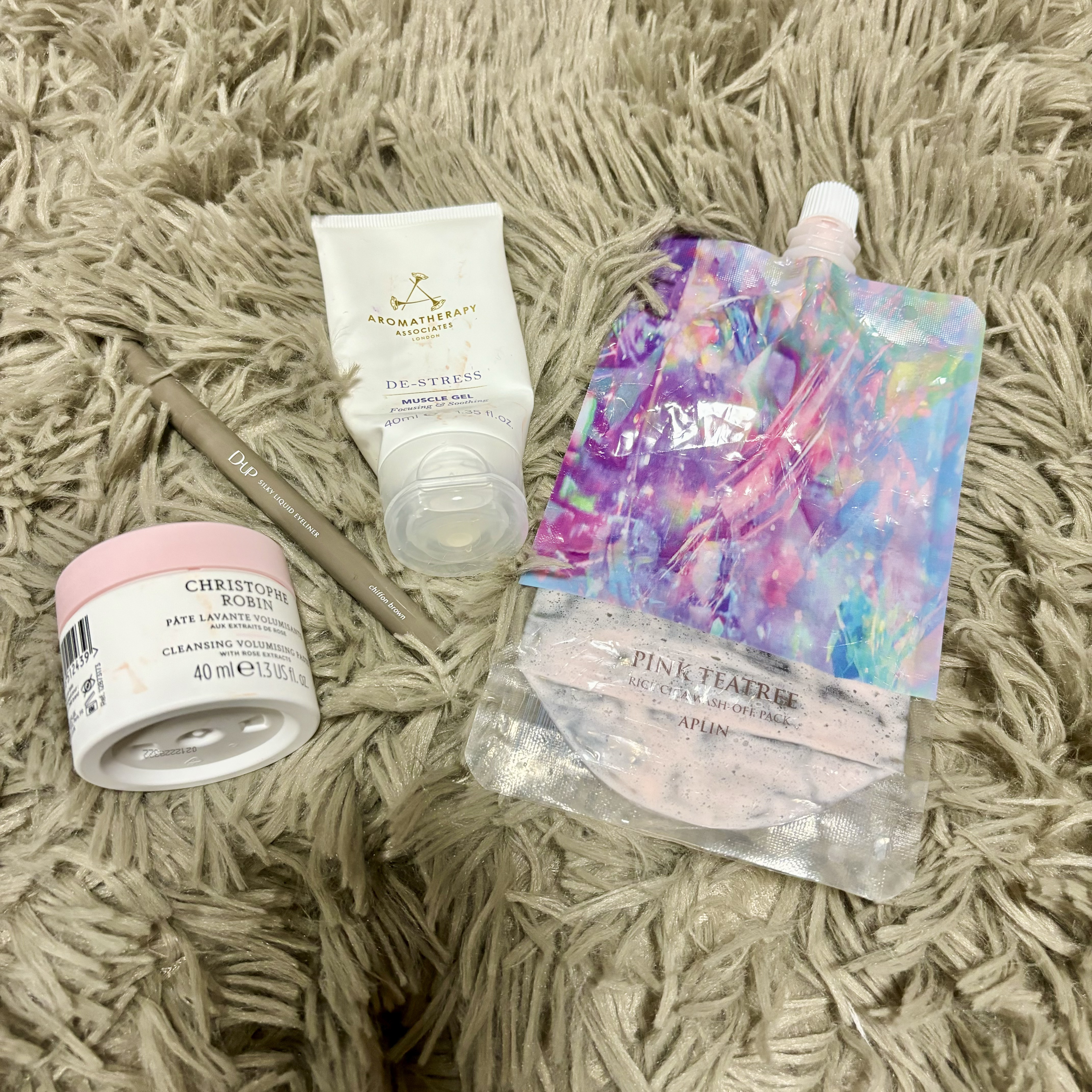 Cleansing Volumising Paste with Pure Rassoul Clay and Rose /Christophe Robin/頭皮クレンジングを使ったクチコミ（1枚目）