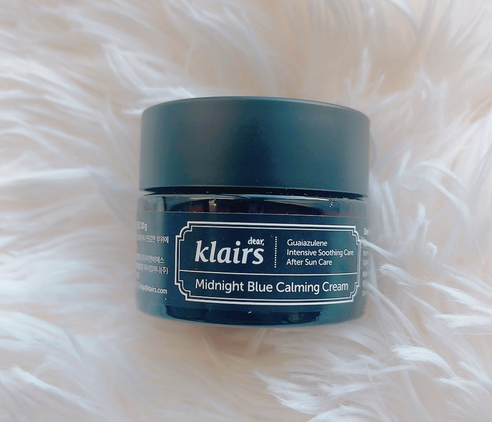  ୨୧┈┈┈┈┈┈┈┈┈┈┈┈┈┈┈┈┈┈୨୧

クレアス
◇ミッドナイトブルーカーミングクリーム

୨୧┈┈┈┈┈┈┈┈┈┈┈┈┈┈┈┈┈┈୨୧

・淡いブルー色は自然由来のグアイアズレンがたっぷり含まれている証拠
・人工着色料不使用
・