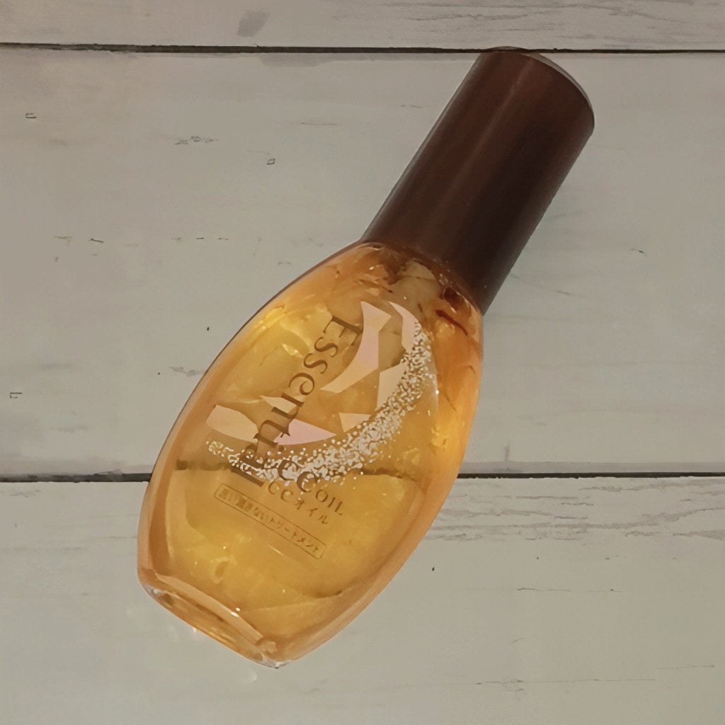 CCオイル/エッセンシャル/ヘアオイルを使ったクチコミ(2枚目)