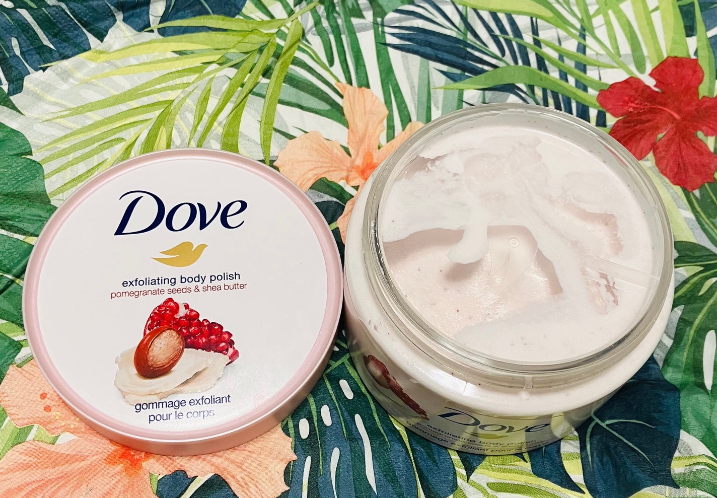 ダヴ ふわとろ クリーミースクラブ ザクロ&シアバター/ダヴ/ボディスクラブを使ったクチコミ(1枚目)