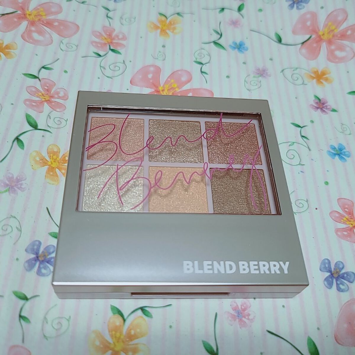 オーラクリエイション/BLEND BERRY/アイシャドウパレットを使ったクチコミ（3枚目）