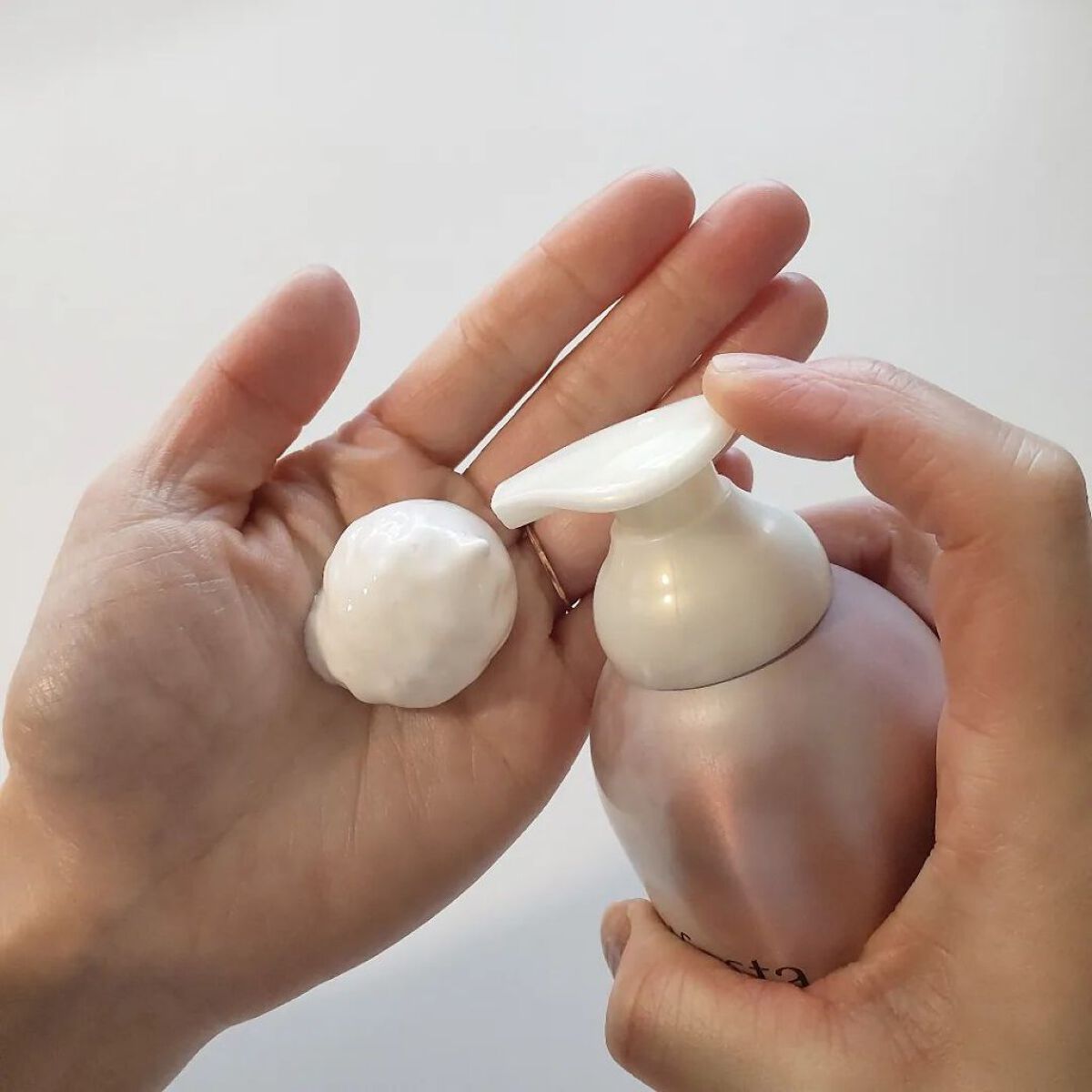 シュワとろオイル泡クレンジング/ビフェスタ/オイルクレンジングを使ったクチコミ（3枚目）