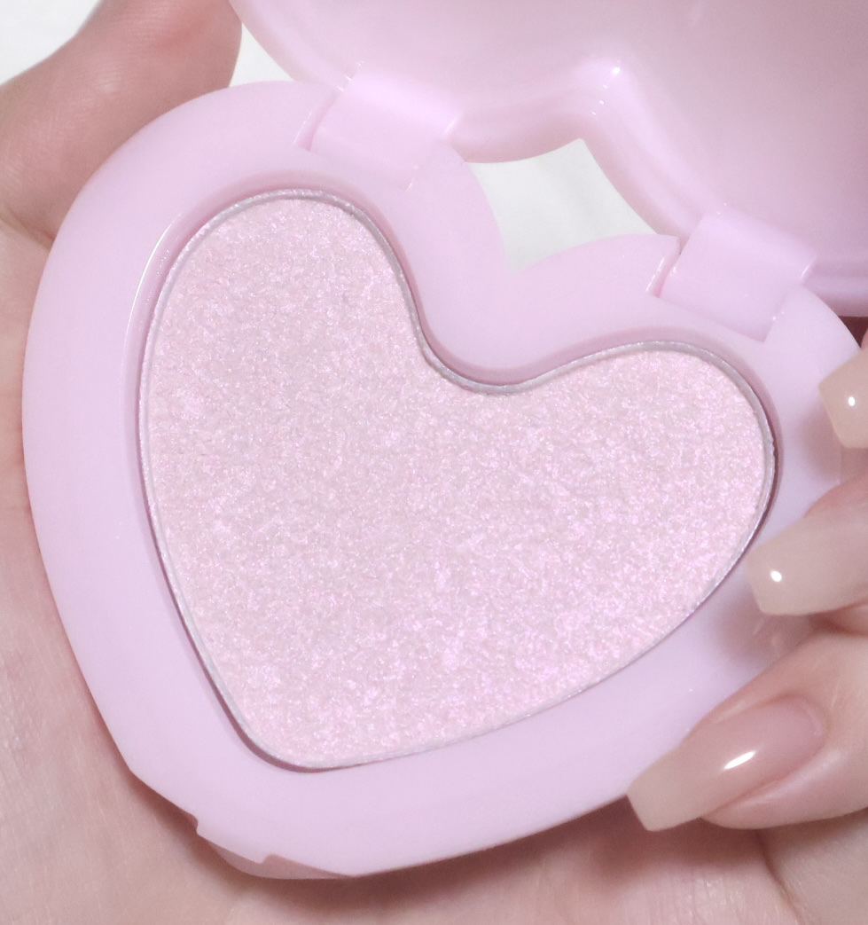 ラヴビーム グロウヴェール/lilybyred/パウダーハイライトを使ったクチコミ（2枚目）