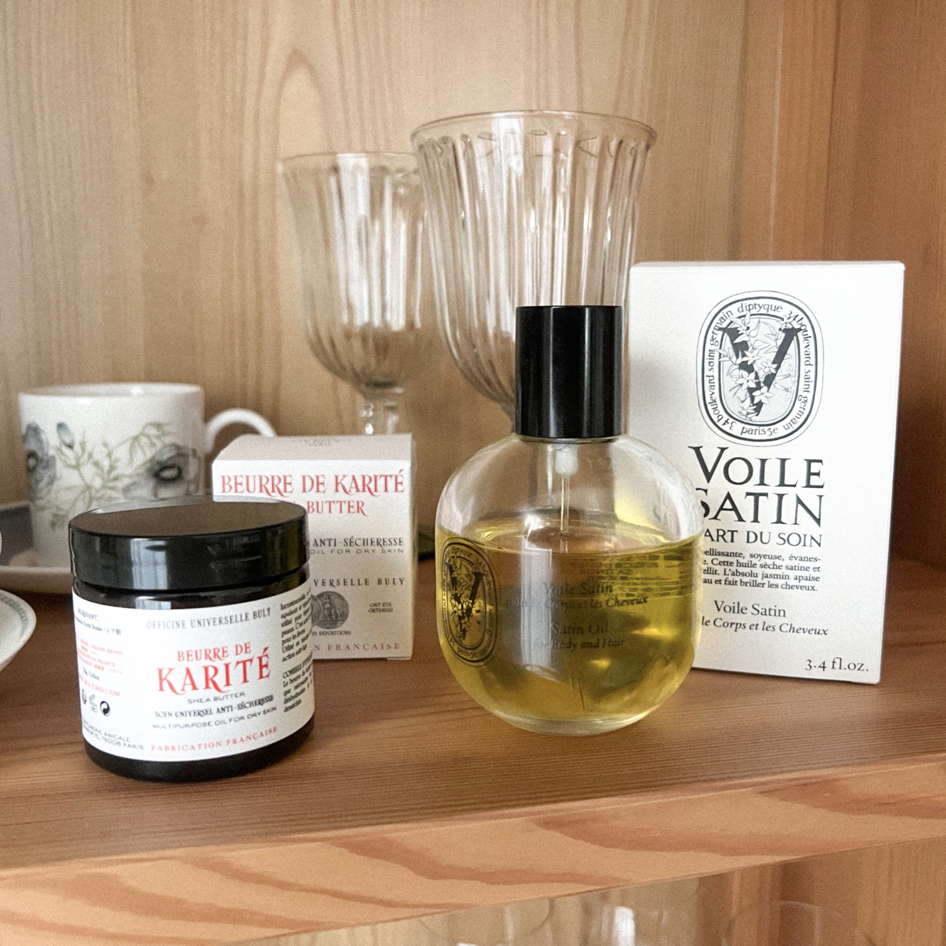 シアバター/オフィシーヌ・ユニヴェルセル・ビュリー/フェイスオイルを使ったクチコミ（3枚目）