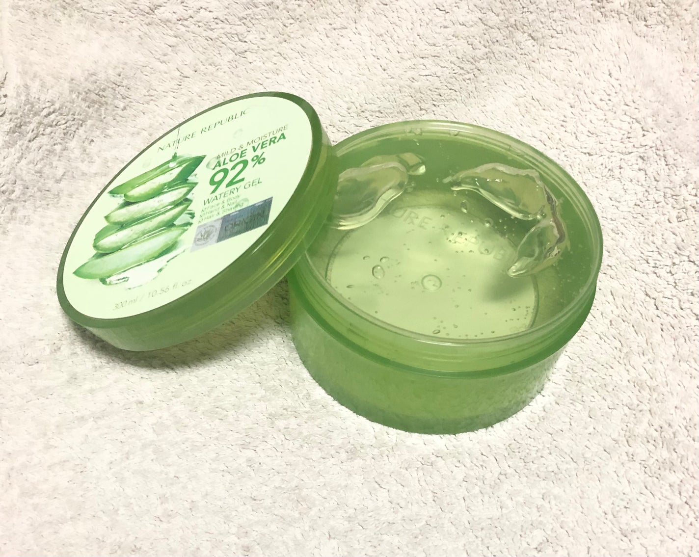 マイルド&モイスチャーアロエジェル/ネイチャーリパブリック/ボディローションを使ったクチコミ(5枚目)