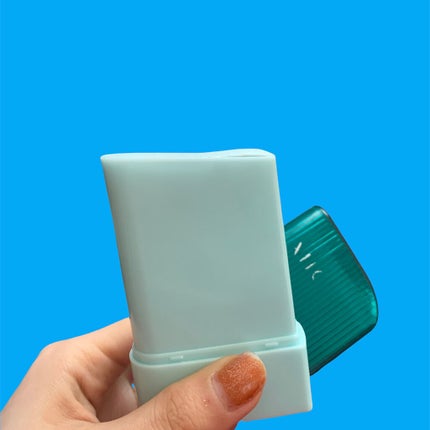 ナチュラル パーフェクション ダブル シールド サンスティック/AHC/日焼け止めスティックを使ったクチコミ(2枚目)