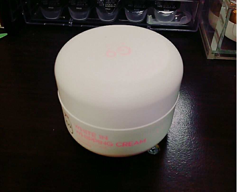 WHITE WHIPPING CREAM(ウユクリーム)/G9SKIN/化粧下地を使ったクチコミ(1枚目)