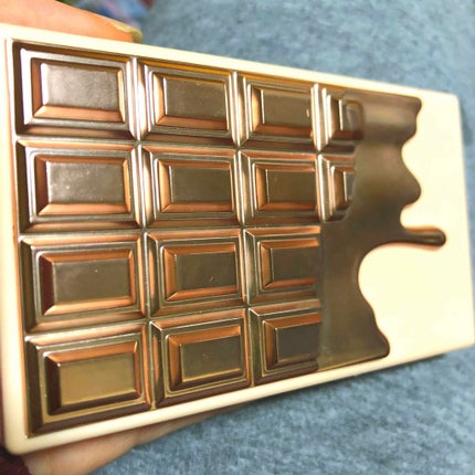 ミニチョコレート ハイライター/MAKEUP REVOLUTION/パウダーハイライトを使ったクチコミ(1枚目)