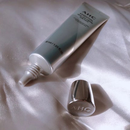 エッセンシャル リアル アイクリーム フォーフェイス/AHC/アイケア・アイクリームを使ったクチコミ(4枚目)