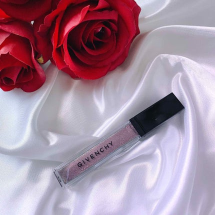 GIVENCHY ランテルディ・トップ・コートのクチコミ「マスクでリップ使う場面ないのに…
また買っちゃった😂
すごい不思議な色だったか.....」(1枚目)