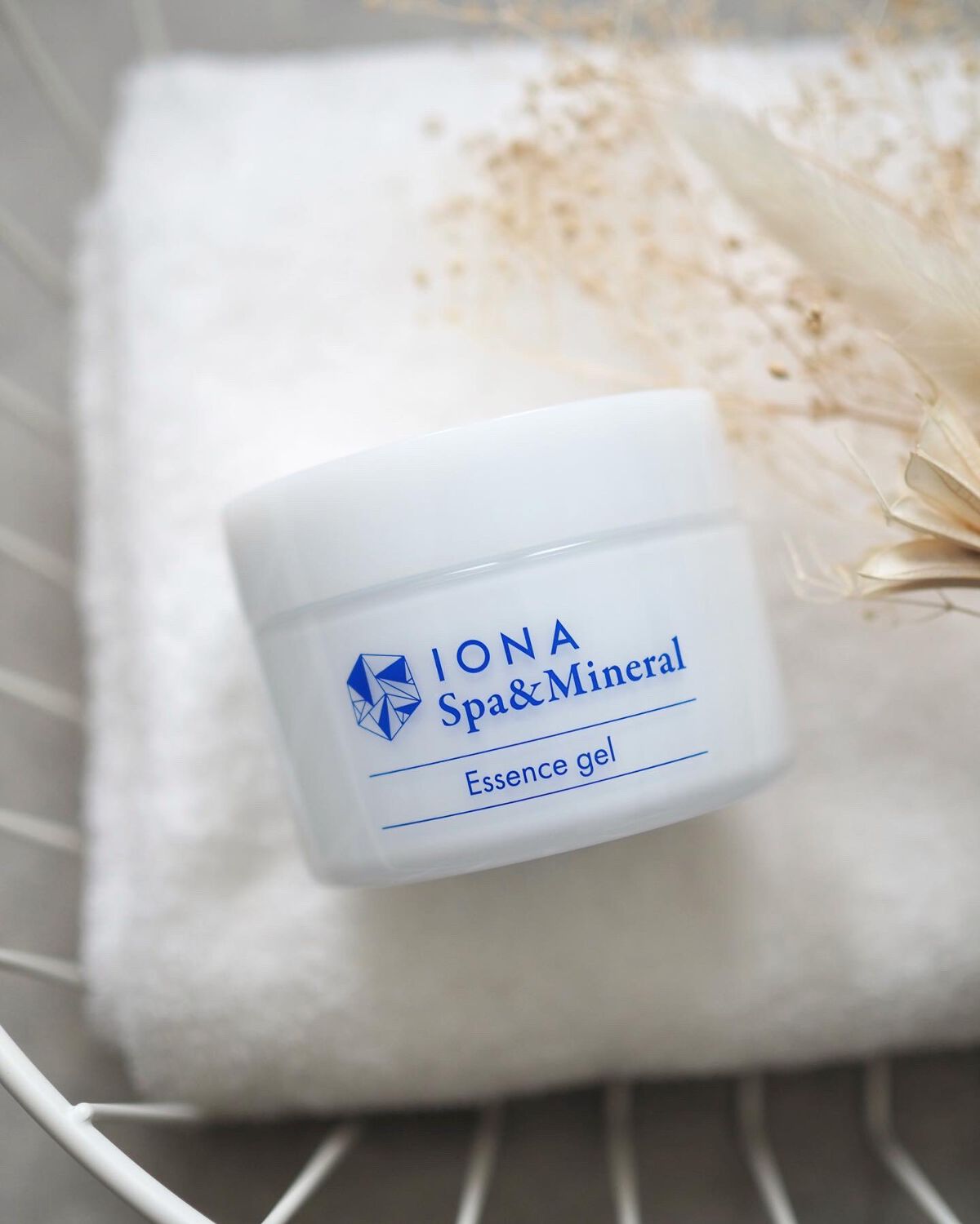 エッセンス ジェル/イオナ スパ&ミネラル/オールインワン化粧品を使ったクチコミ(1枚目)