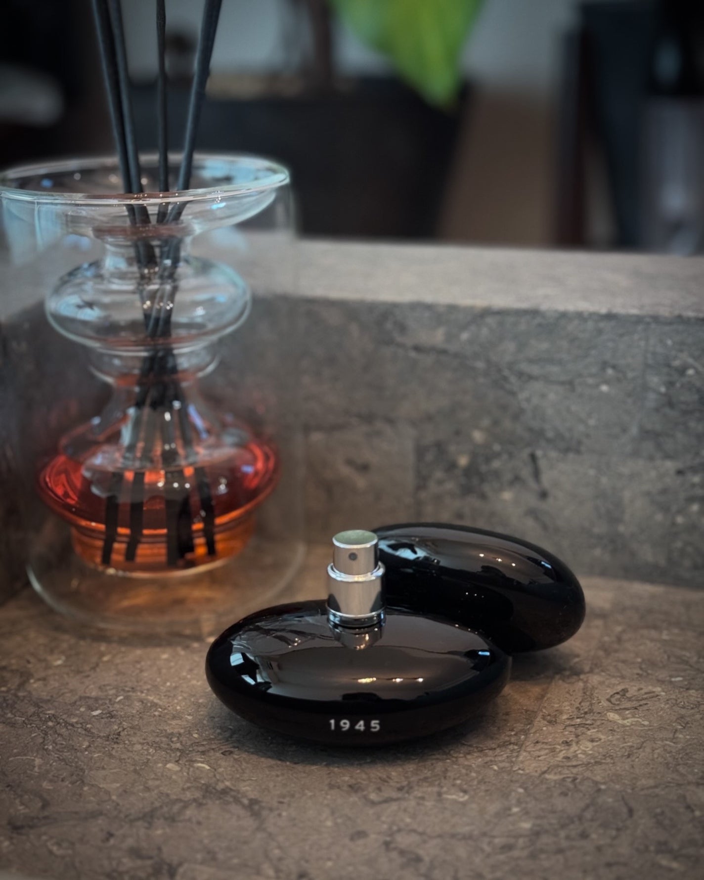 1945 オードトワレ BLACK/SHOLAYERED/香水(その他)を使ったクチコミ(2枚目)