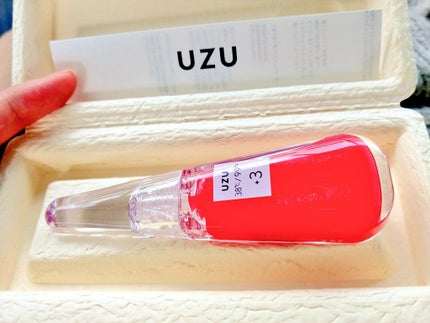 38°C / 99°F リップトリートメント (リップ美容液)/UZU BY FLOWFUSHI/リップケアを使ったクチコミ(1枚目)