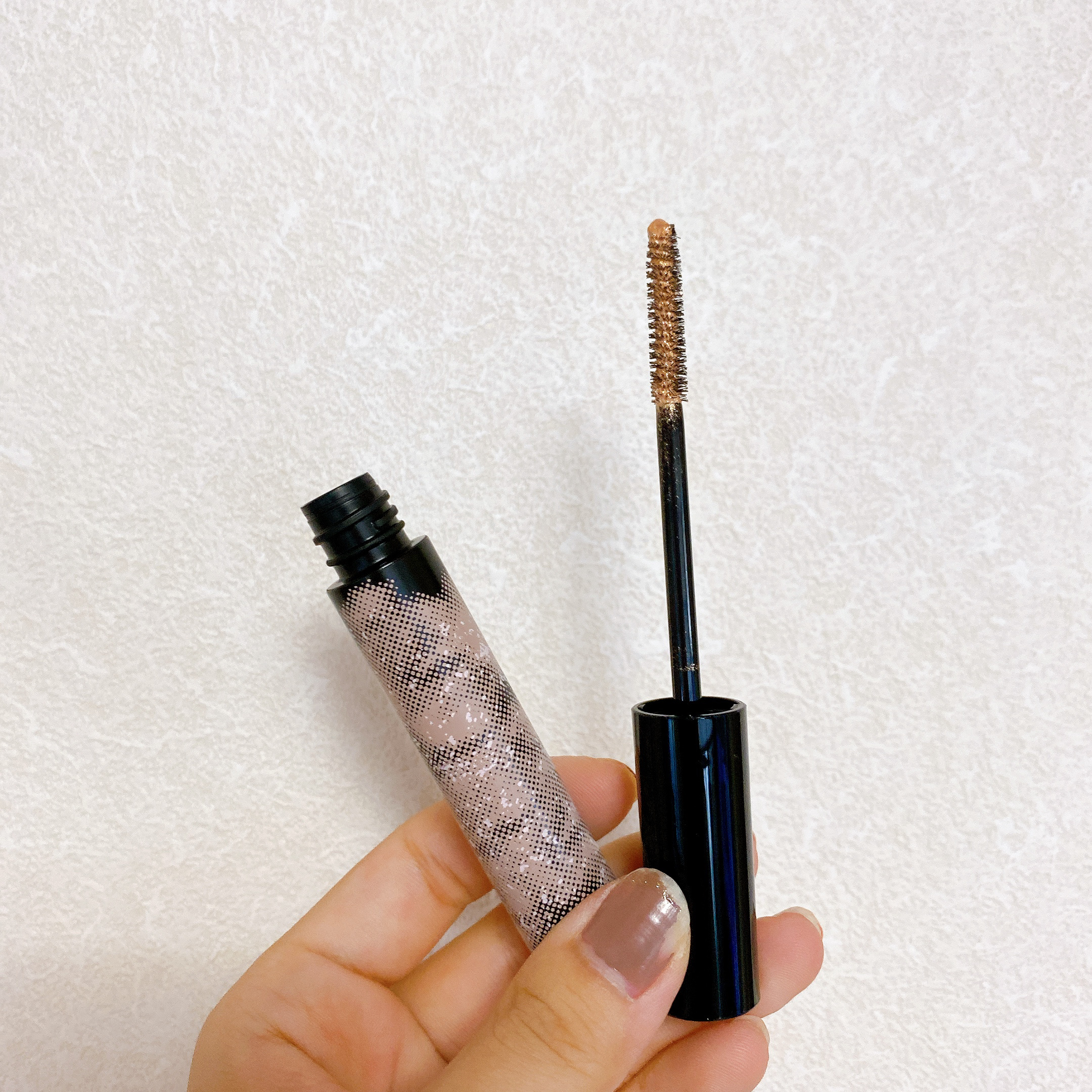 グリッターブロウマスカラ GD-1 ゴールド系 魔女のほうき/KATE/眉マスカラを使ったクチコミ（3枚目）