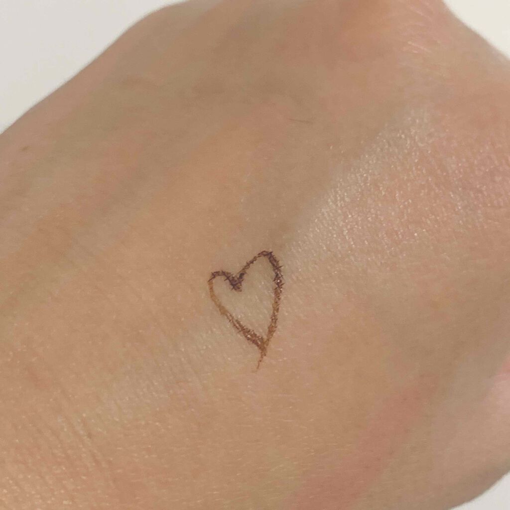 EYE OPENING LINER/UZU BY FLOWFUSHI/リキッドアイライナーを使ったクチコミ（2枚目）