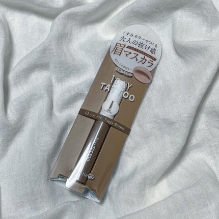 カ ナ on LIPS 「□ニュアンスブロウマスカラ(03フォギーブラウン).価格880..」(1枚目)