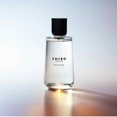 SHIROから、10/25にPerfumeが発売予定。
12種類で、現在予約受付中。
個人的にはFREESIA MISTとSPICE AND TEASEが好み。FREESIAMISTは爽やかなお花と果実