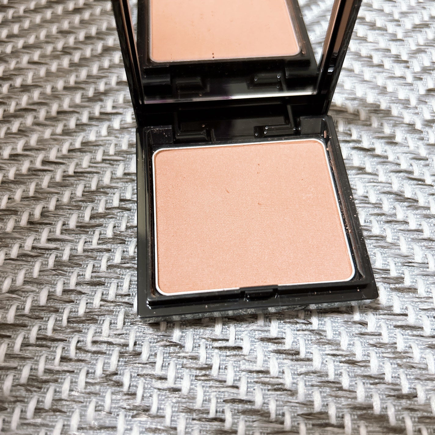 プレストチーク/&be/パウダーチークを使ったクチコミ(2枚目)