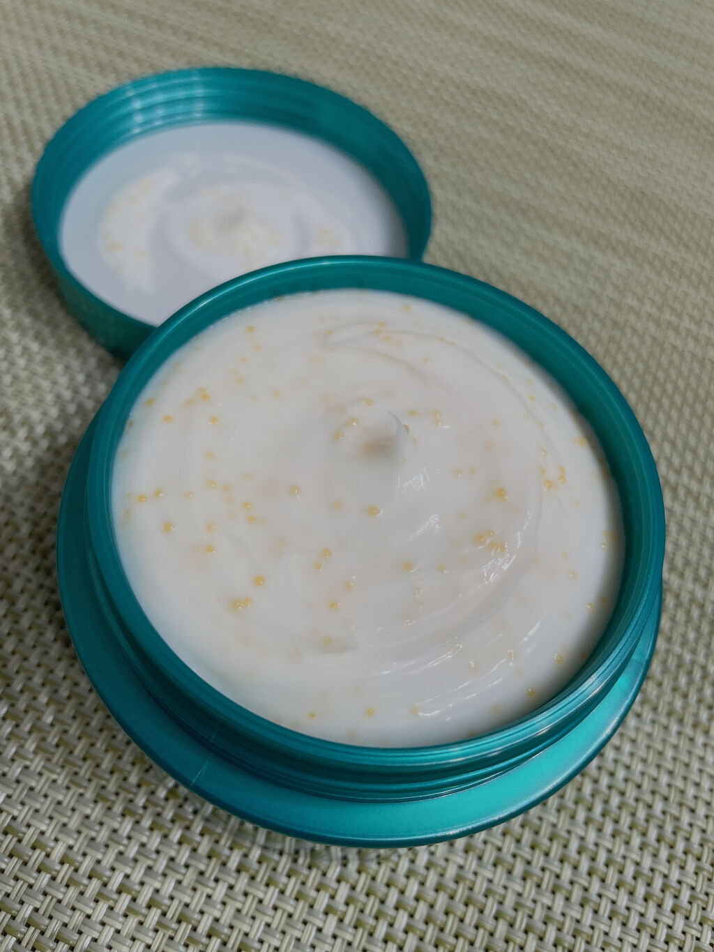 ビューティーチャージ ナイトスペリア/アトリックス/ハンドクリームを使ったクチコミ（2枚目）