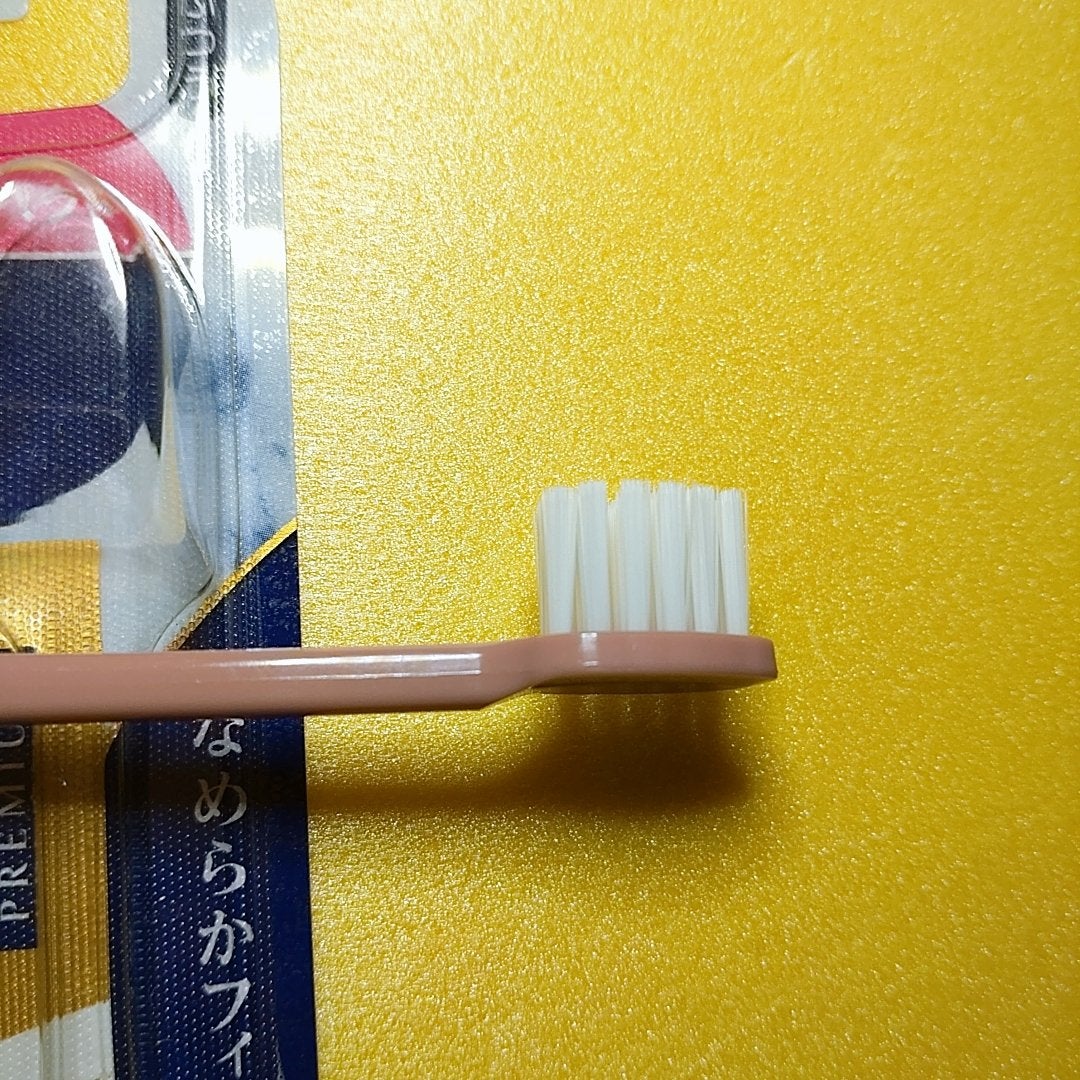 オーラツープレミアムハブラシ なめらかフィット/オーラツー/歯ブラシを使ったクチコミ(2枚目)