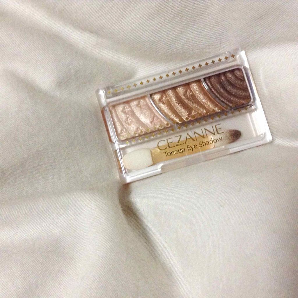 トーンアップアイシャドウ/CEZANNE/アイシャドウパレットを使ったクチコミ(1枚目)