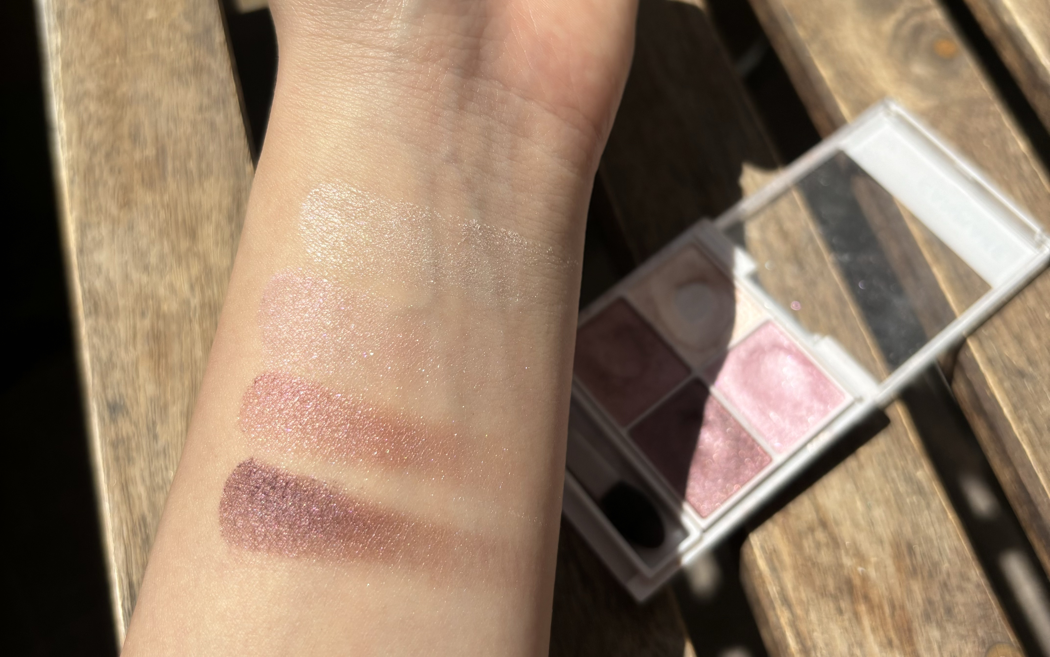 シルキースフレアイズ/キャンメイク/アイシャドウパレットを使ったクチコミ（3枚目）