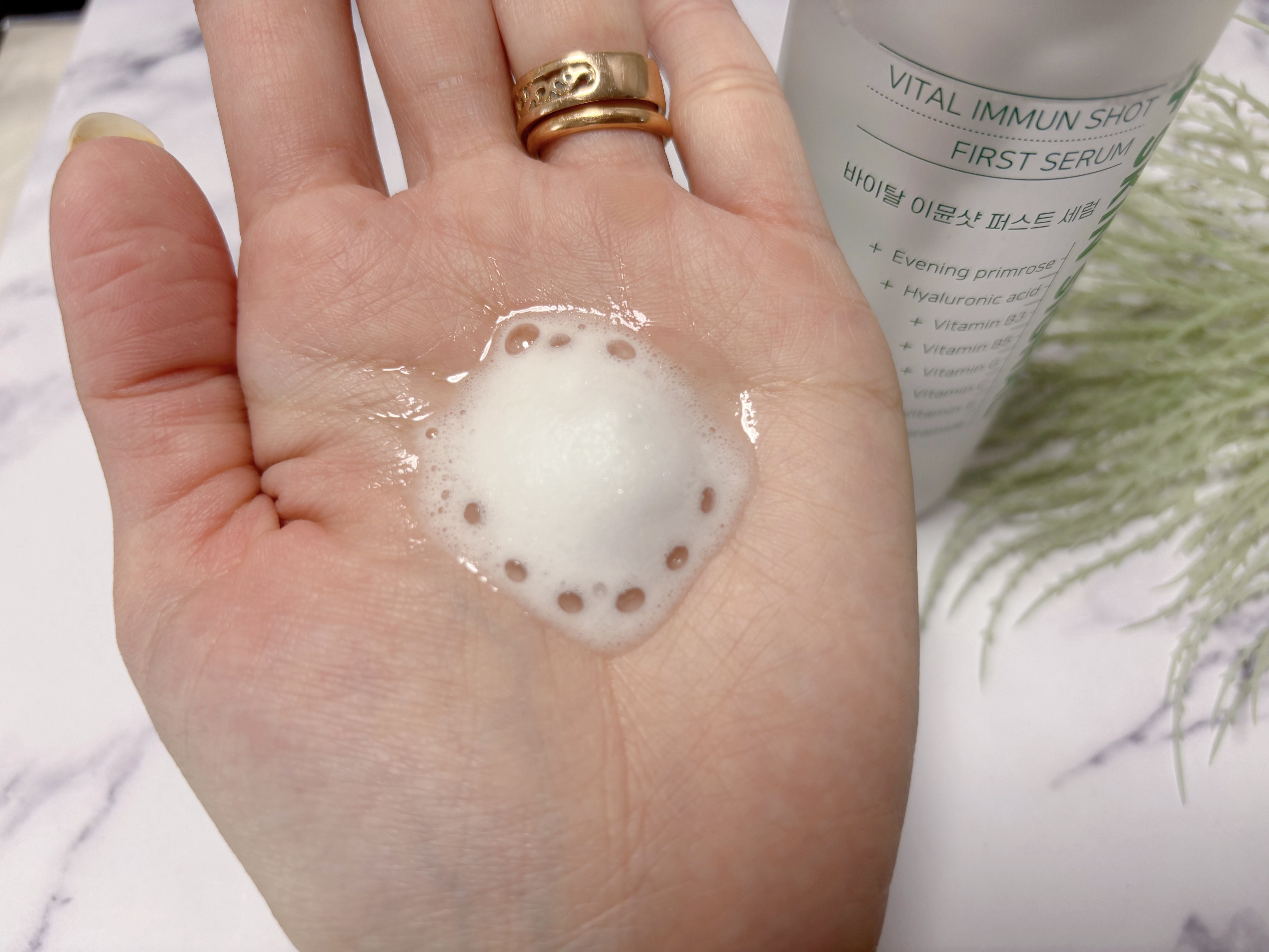 バイタルイミュンショットファーストバブルセラム/SKIN SIGNAL/美容液を使ったクチコミ（3枚目）