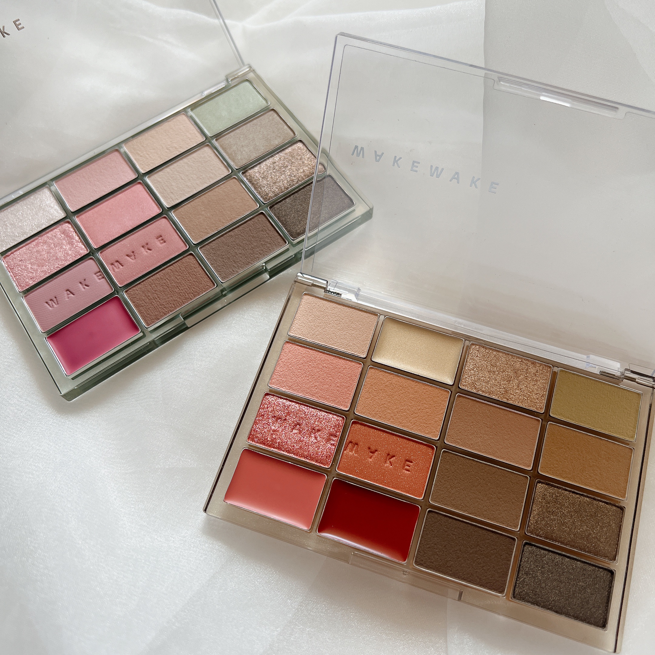 ソフトブラーリングアイパレット/wakemake/アイシャドウパレットを使ったクチコミ（2枚目）