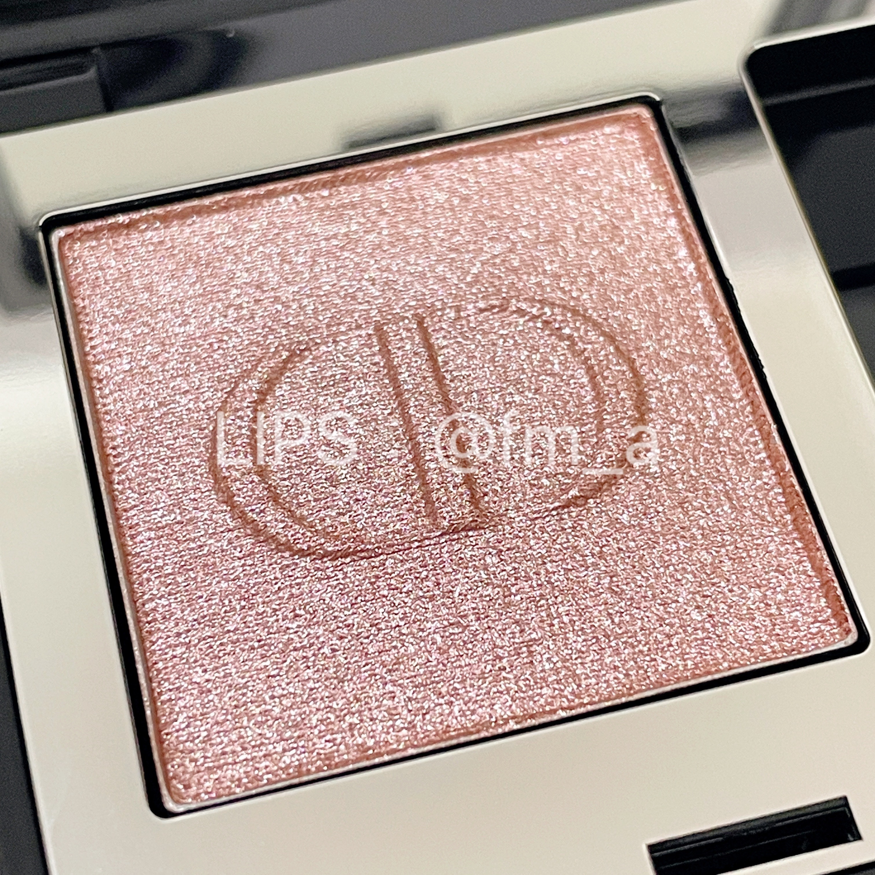 ディオールショウ モノ クルール 755 ローズ チュール/Dior/アイシャドウを使ったクチコミ（2枚目）