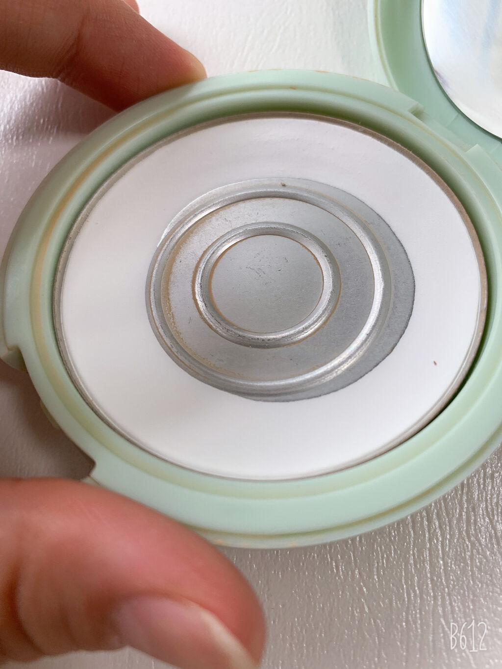 センムル パーフェクト ポア パクト/the SAEM/ルースパウダーを使ったクチコミ（2枚目）