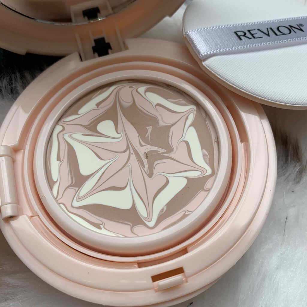 フォトレディ キャンディッド ウォーター エッセンス コンパクト ファンデーション/REVLON/クリーム・エマルジョンファンデーションを使ったクチコミ(3枚目)