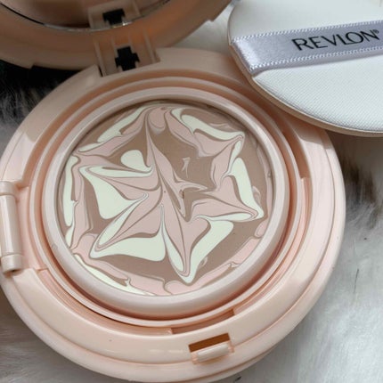 フォトレディ キャンディッド ウォーター エッセンス コンパクト ファンデーション/REVLON/クリーム・エマルジョンファンデーションを使ったクチコミ(3枚目)