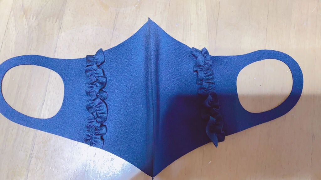 YGTりんごOBK on LIPS 「のびのび 洗えるフィットマスク😷フリル付き※非医療用※⭕ピンク..」(5枚目)