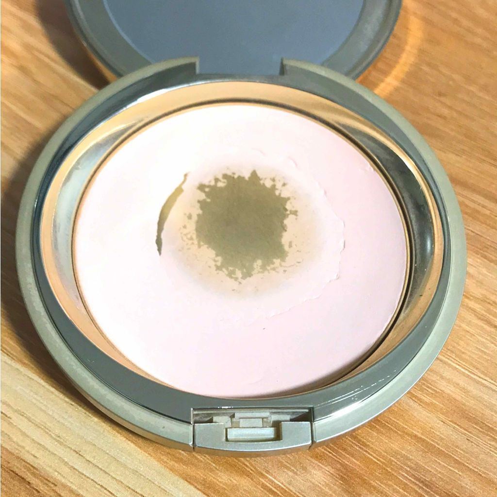 フェースアップパウダー<ミラノコレクション2018>/ミラノコレクション/プレストパウダーを使ったクチコミ(3枚目)